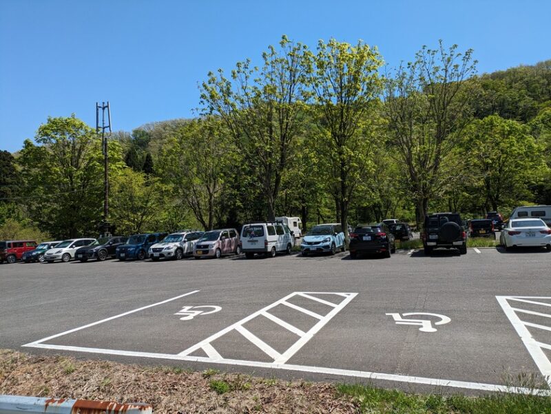 一向平キャンプ場-駐車場